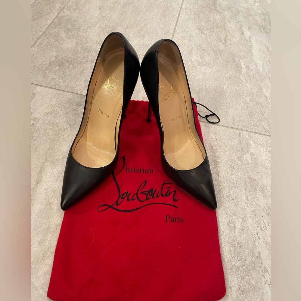 Christian Louboutin So Kate black leather